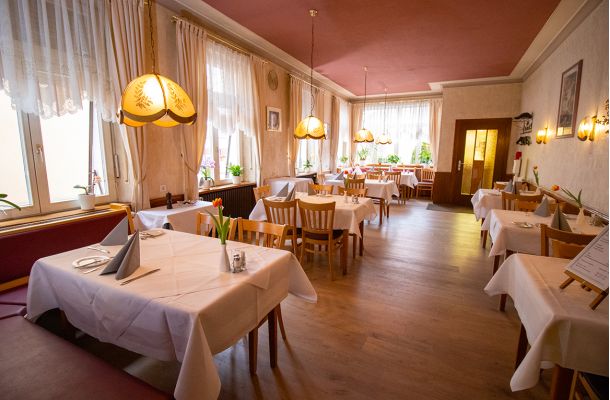 Saal vorne